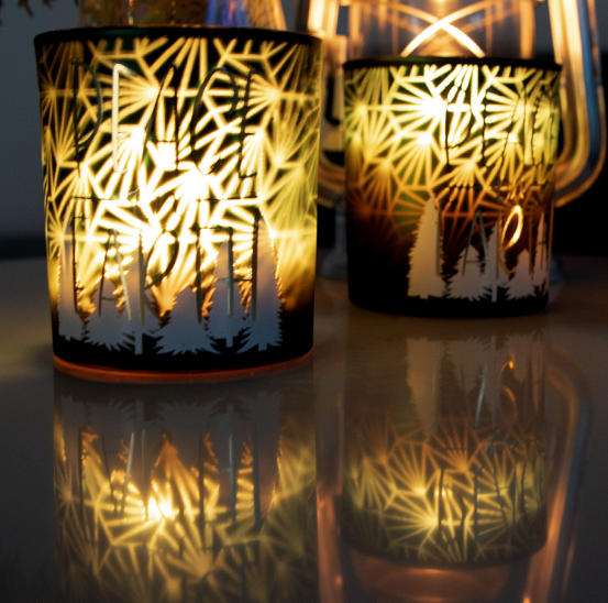 Custom private label Christmas scented candles manufacturers China with wooden lid